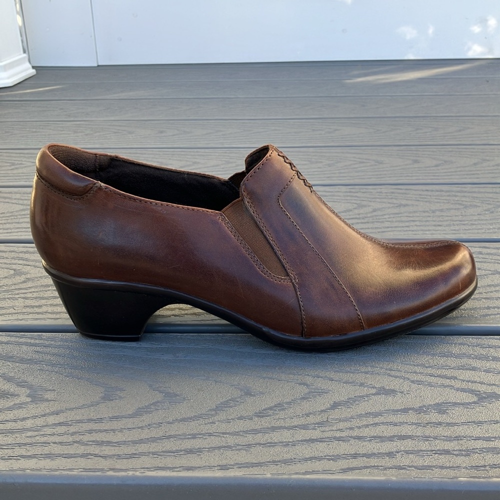 Clarks Partridge Brown Heeled Leather Ankle Shoes Boots Brown Size 9